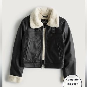 NWT - HOLLISTER faux fur leather Biker jacket SIZE SMALL